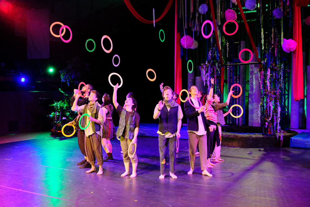Neverland Ring Jugglers